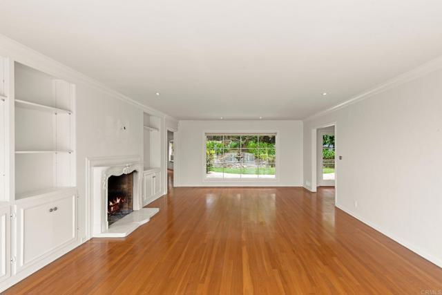Building Photo - 7851 Hillside Dr