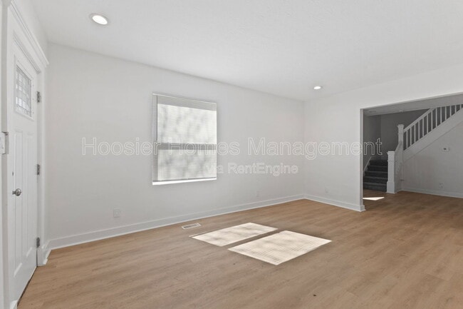 Building Photo - 2918 Ruckle St
