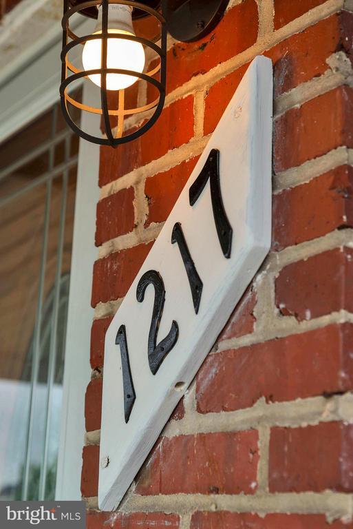 Building Photo - 1217 Haverhill Rd