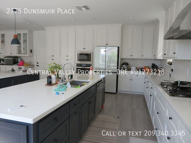 Building Photo - 2775 Dunsmuir Ave