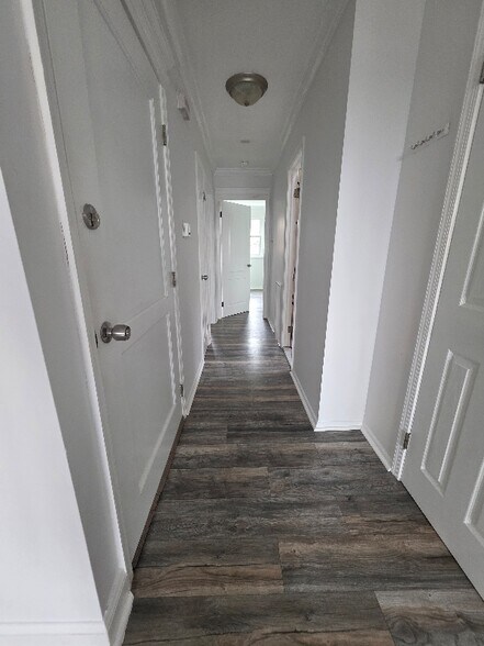 Building Photo - 10849 Lockart Rd