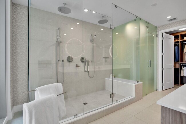 Building Photo - 151 N Seabreeze Blvd