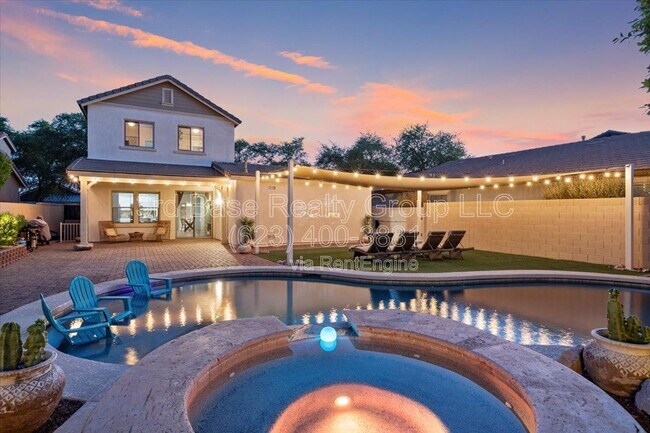 Building Photo - 21072 W Maiden Ln