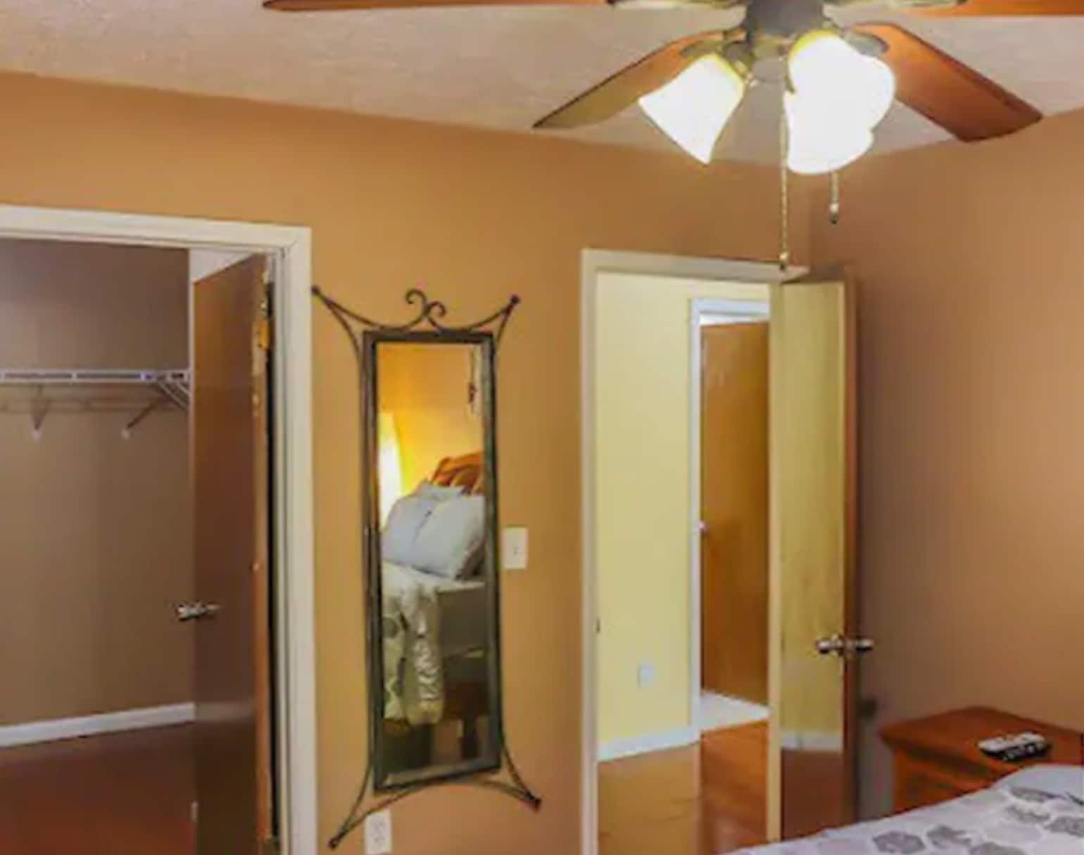 Building Photo - 3830 Kensingwood Trce