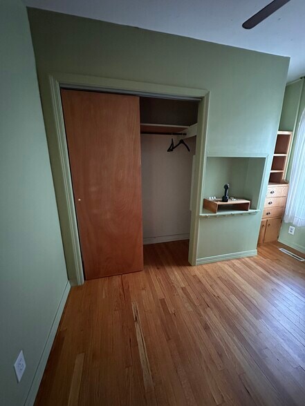 Building Photo - 30 Mabbett St