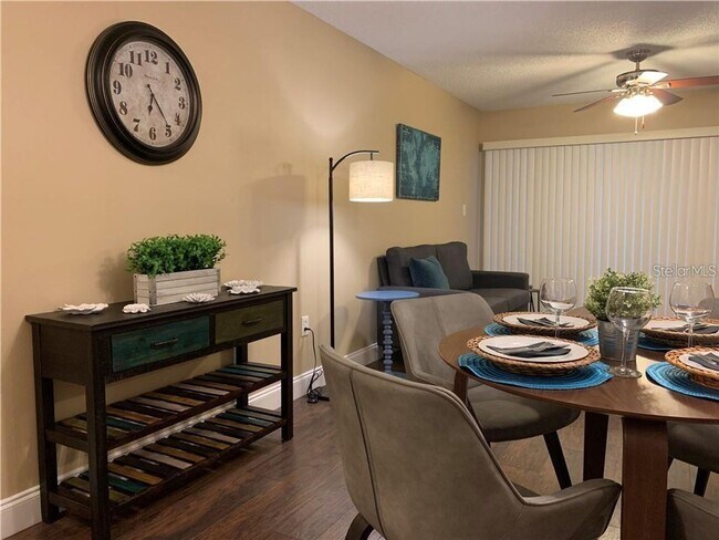 Building Photo - Southpointe Condo