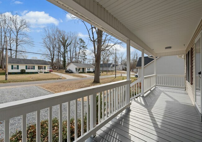 Building Photo - 114 Wayne Ave