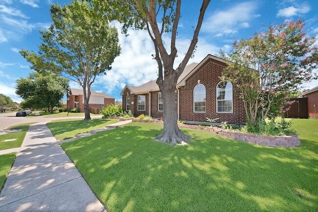 Building Photo - 1532 Brandywine Dr