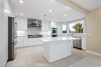 Building Photo - 24675 Vista Cerritos