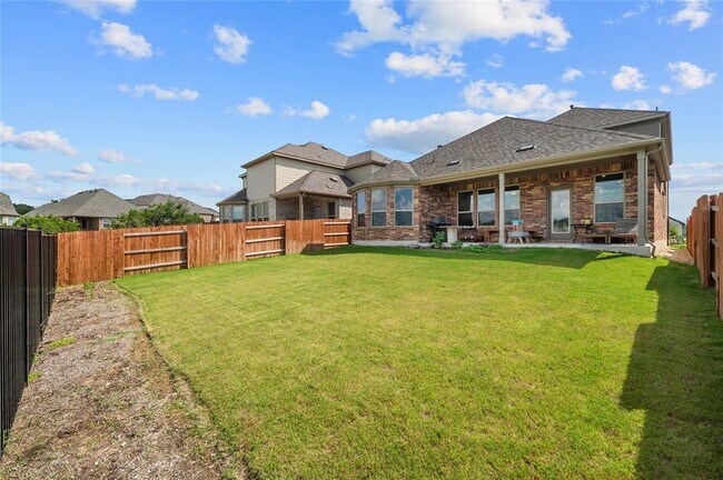 Building Photo - 6605 Apache Plum Ln
