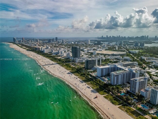 Building Photo - 102 24th St