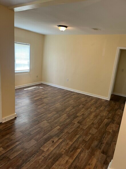Building Photo - 926 Claiborne Ave