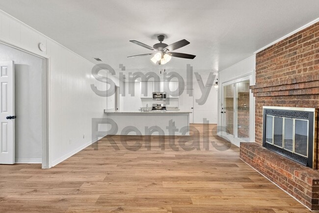 Building Photo - 3 Timberside Dr