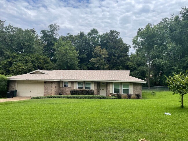 Primary Photo - 4/2 House in Killearn Estates