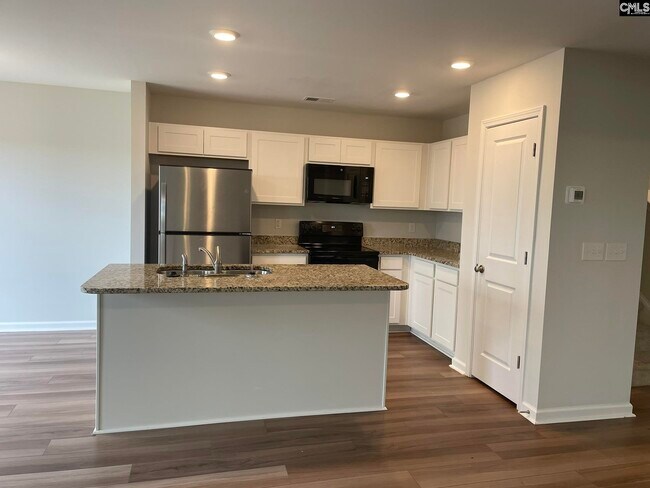 Building Photo - 434 Eclipse Ln