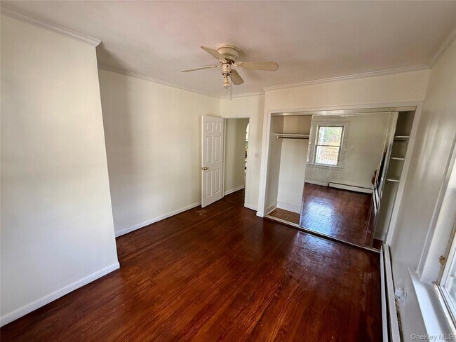 Building Photo - 175 S Brookside Ave