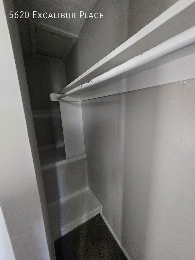 Building Photo - 5620 Excalibur Pl