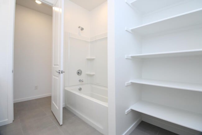 Building Photo - 16067 W El Cortez Pl