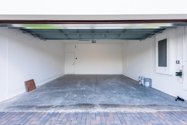 Building Photo - 1306 Tangled Orch Trce