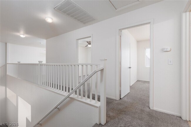 Building Photo - 6042 Highland Gardens Dr