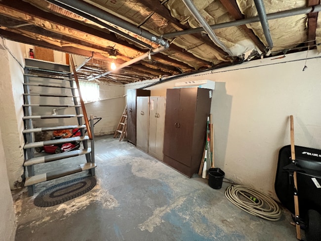 Building Photo - 448 Biddle St