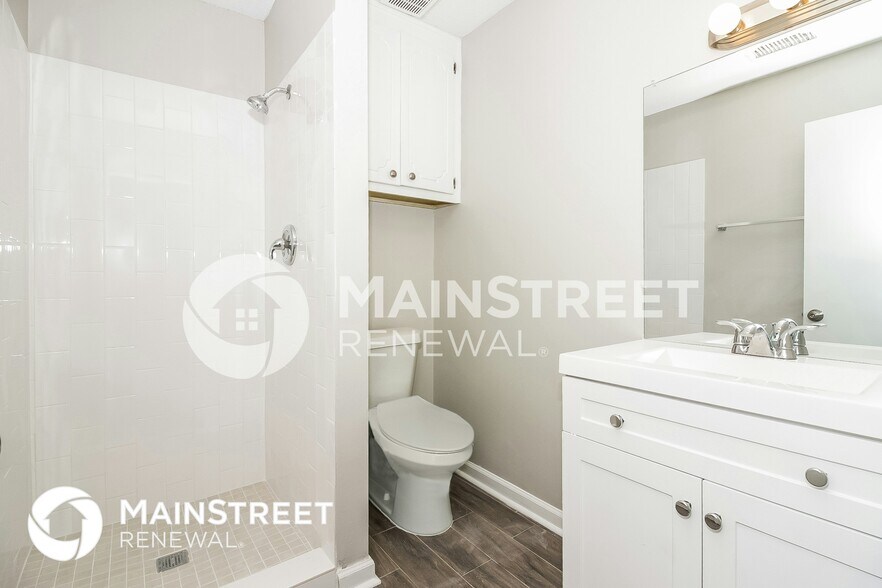 Building Photo - 26 Hickory Hills Dr