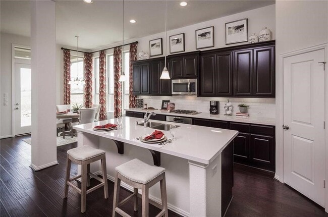 Building Photo - 7831 Lago River Ln