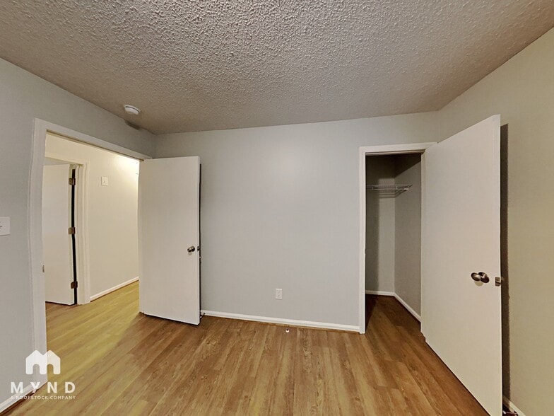 Building Photo - 4629 Longbriar Dr