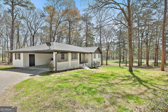 Building Photo - 2366 GA-92