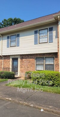 Building Photo - 1228 B Archdale Dr