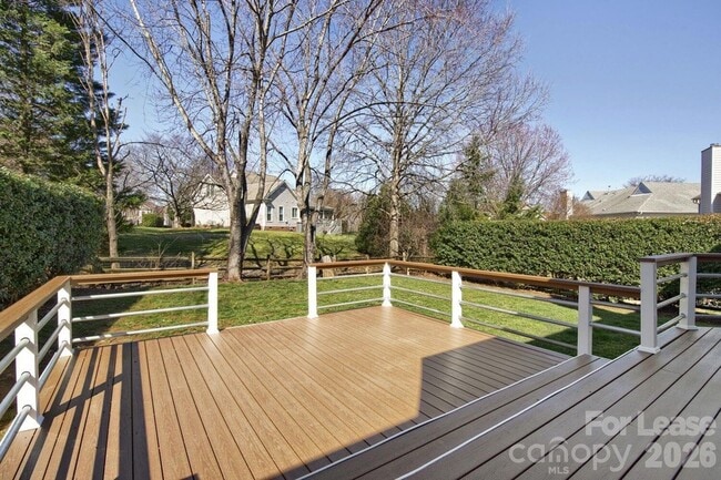 Building Photo - 6520 Red Maple Dr