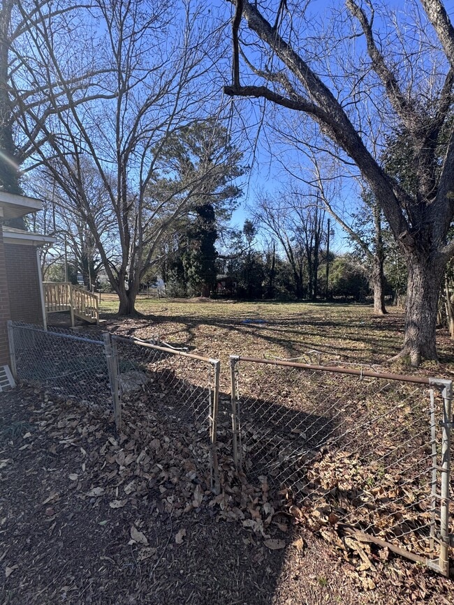 Building Photo - 215 Alabama Ave