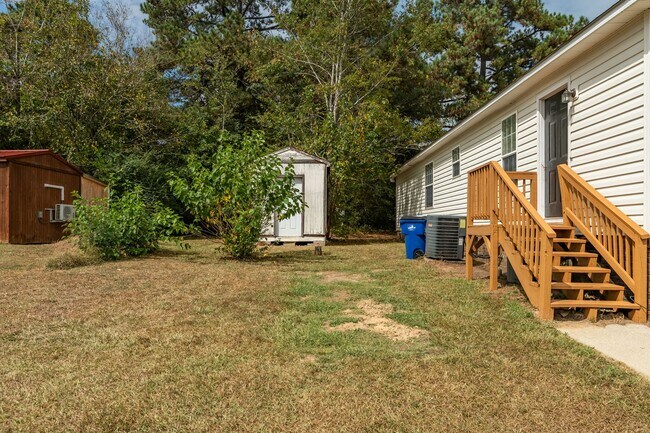 Building Photo - Charming 4 bedroom home in South Raleigh!