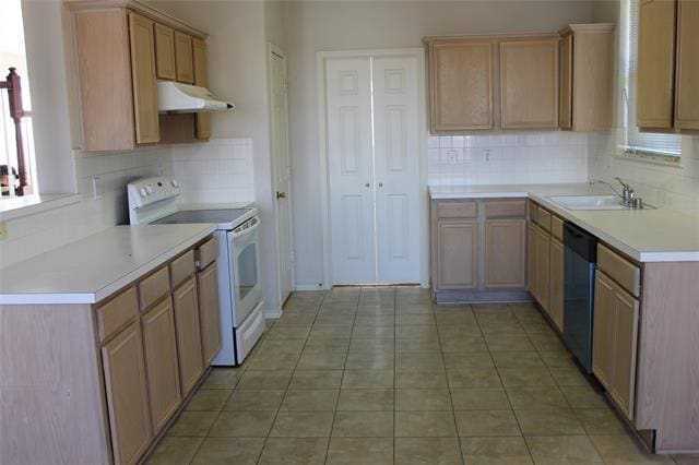 Building Photo - 3953 Windford Dr