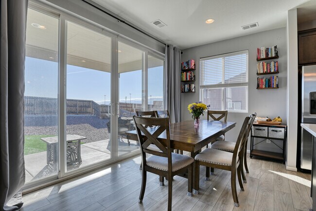 Building Photo - 9857 Beckham St