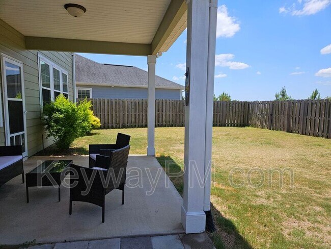 Building Photo - 905 Glenhaven Dr