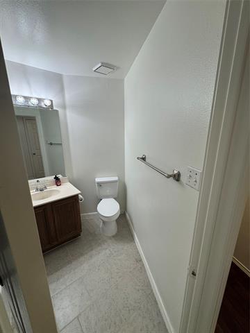 Building Photo - 100 Streamside Dr