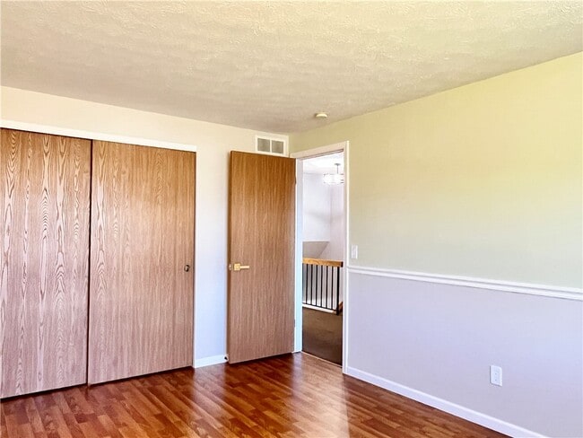 Building Photo - 742 Levelle Ct
