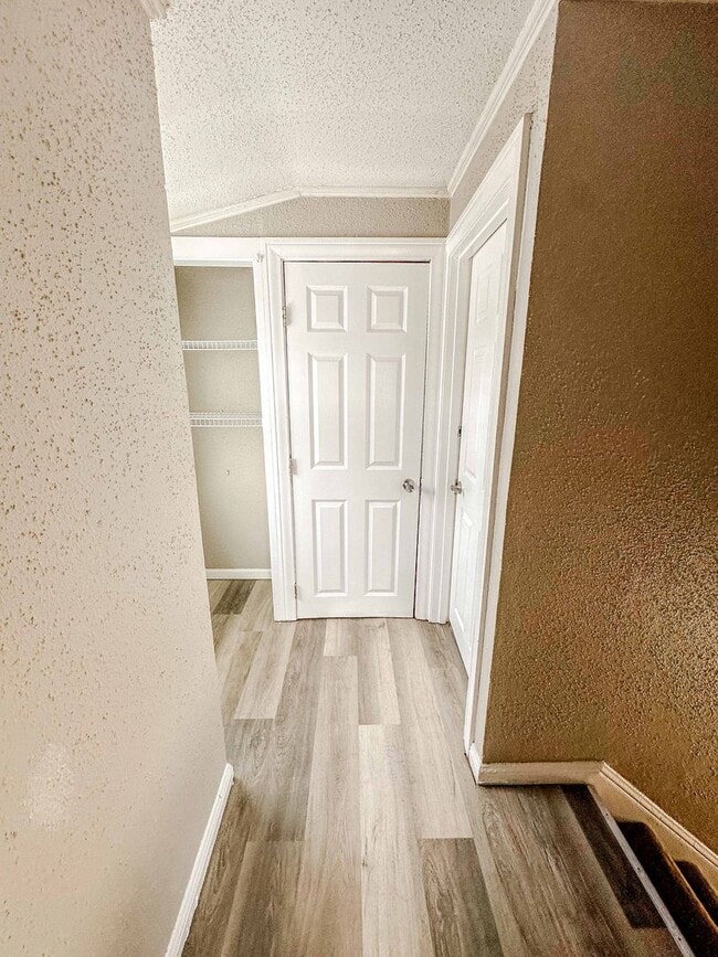 Building Photo - Unique and beautiful 2-3 bedroom home available for rent