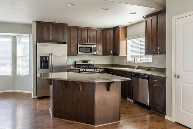 Building Photo - Heber Home