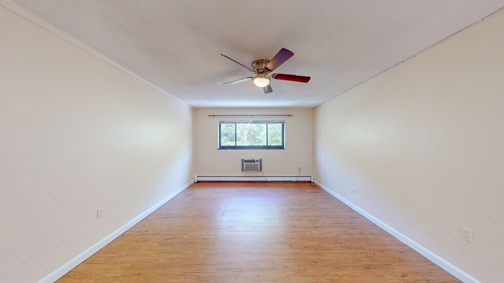 Building Photo - 15 Walbridge St