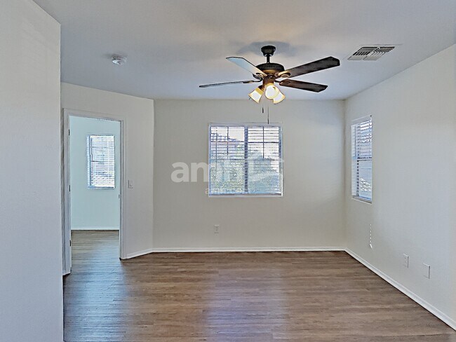 Building Photo - 14223 W Country Gables Dr