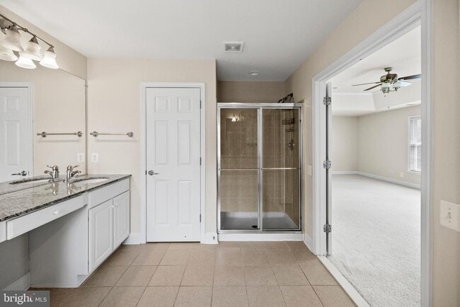 Building Photo - 9401 Old Settle Ct
