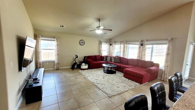 Building Photo - 1967 Mexia Dr