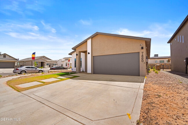 Building Photo - 7480 Rio Rimac Dr