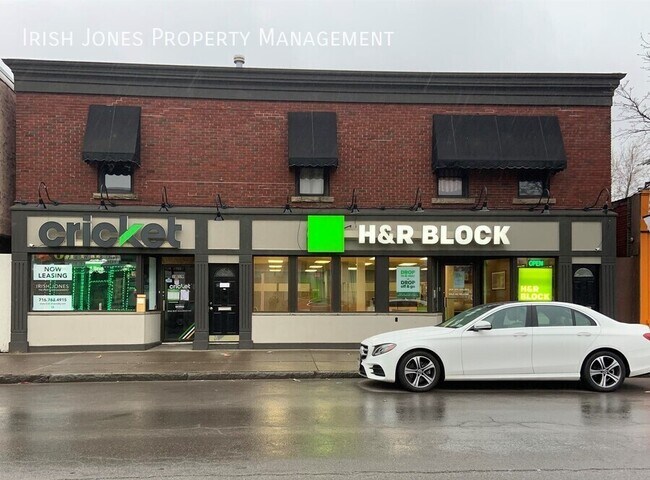 Primary Photo - 1817 Pine-Apt 3