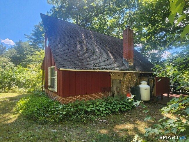 Building Photo - 126 Wales Rd