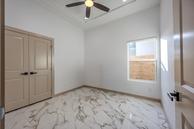 Building Photo - 3912 Texas Dr