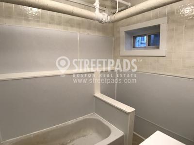 Building Photo - 1 bedroom in Boston MA 02215