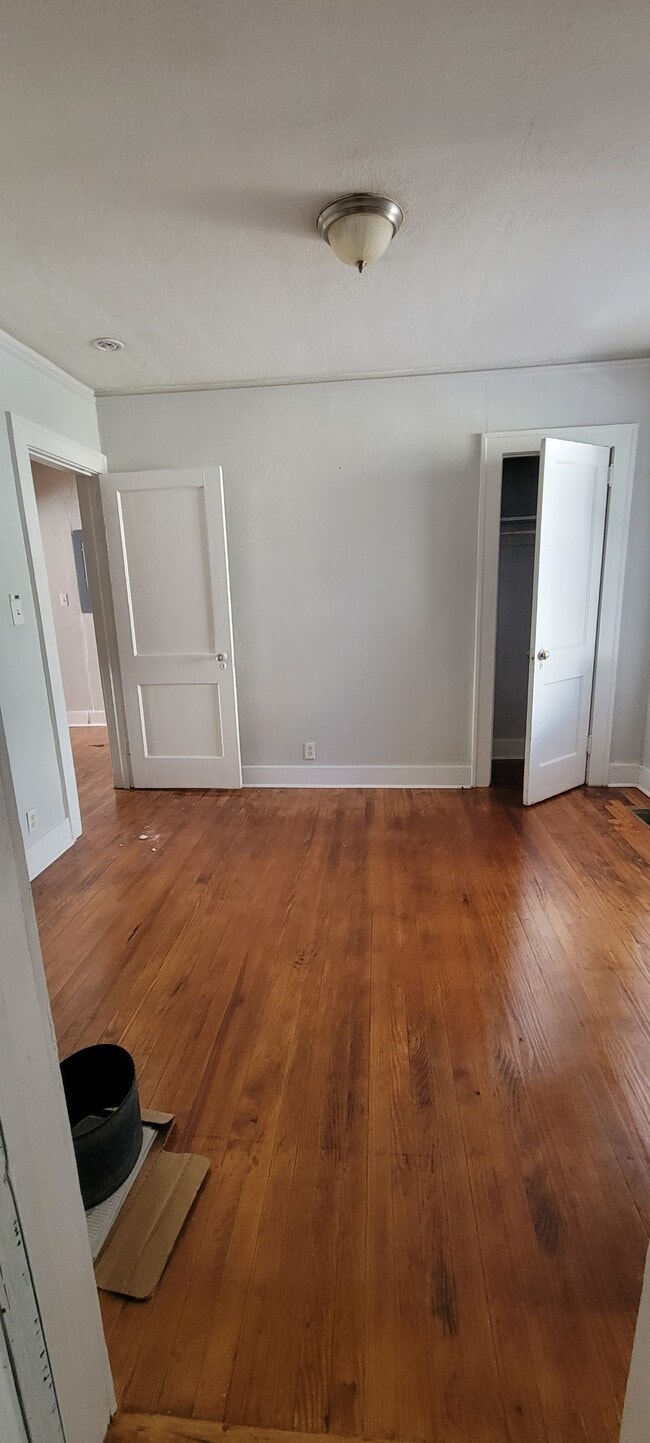 Building Photo - 2653 Harvey Ave